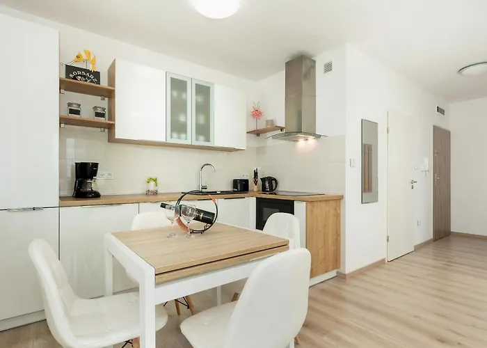 Clara Na Klifie 아파트 레왈